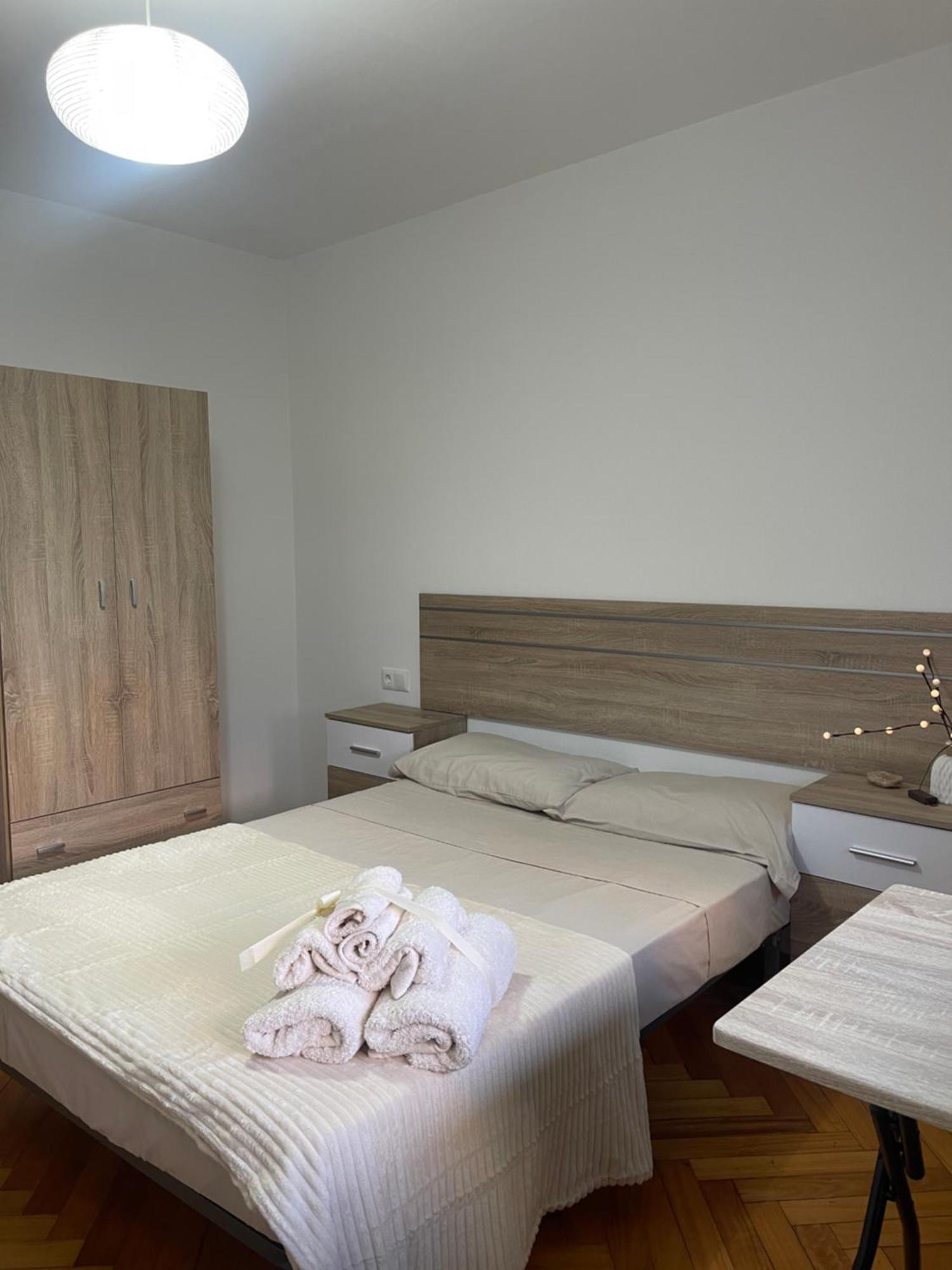 Disfruta De Exclusiva Habitacion Privada, A 5 Minutos De La Playa Vigo Bagian luar foto