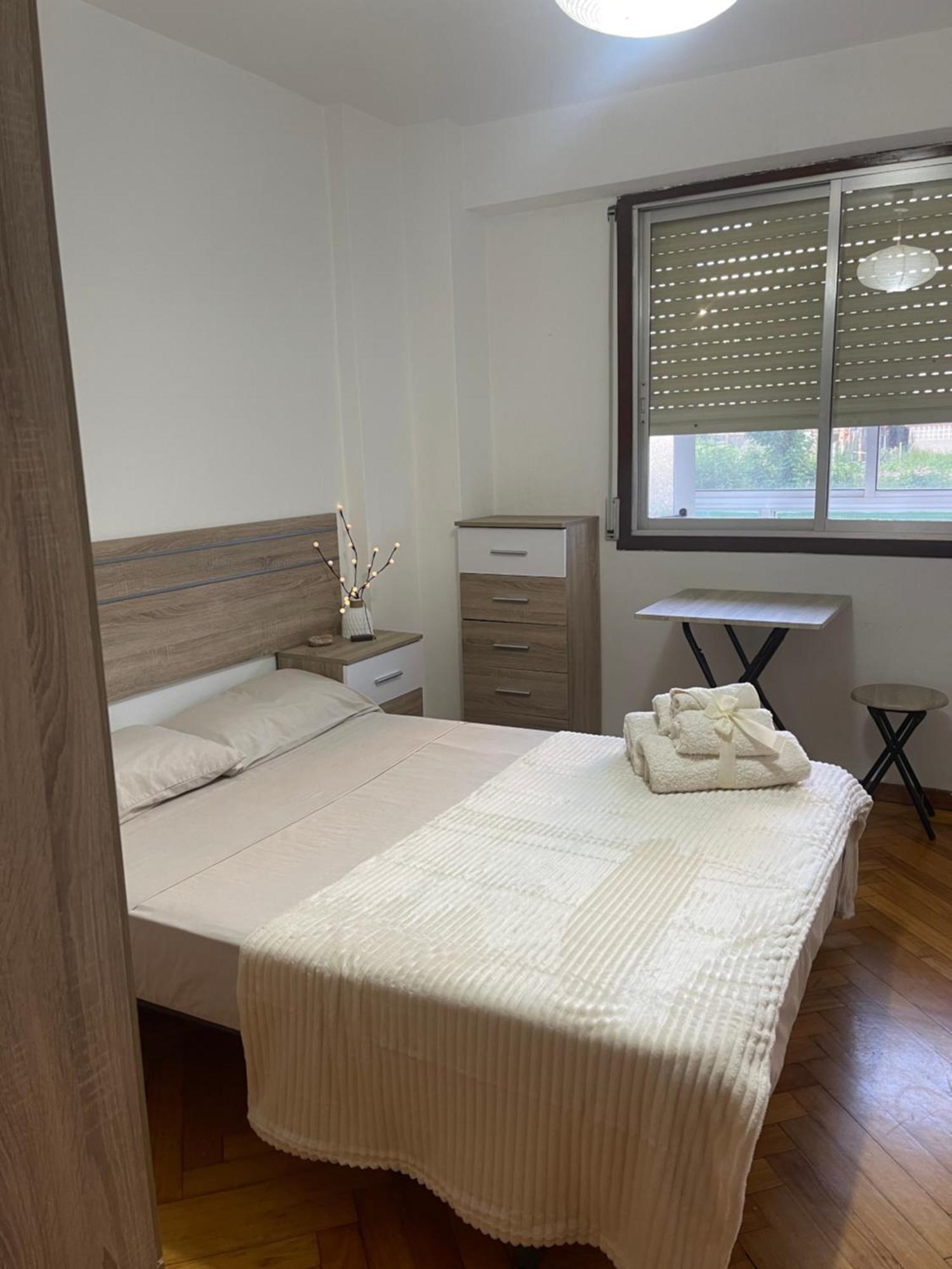 Disfruta De Exclusiva Habitacion Privada, A 5 Minutos De La Playa Vigo Bagian luar foto